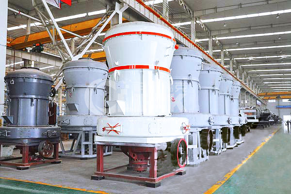 不同型號的雷蒙磨粉機(jī) 不同型號的雷蒙磨粉機(jī)